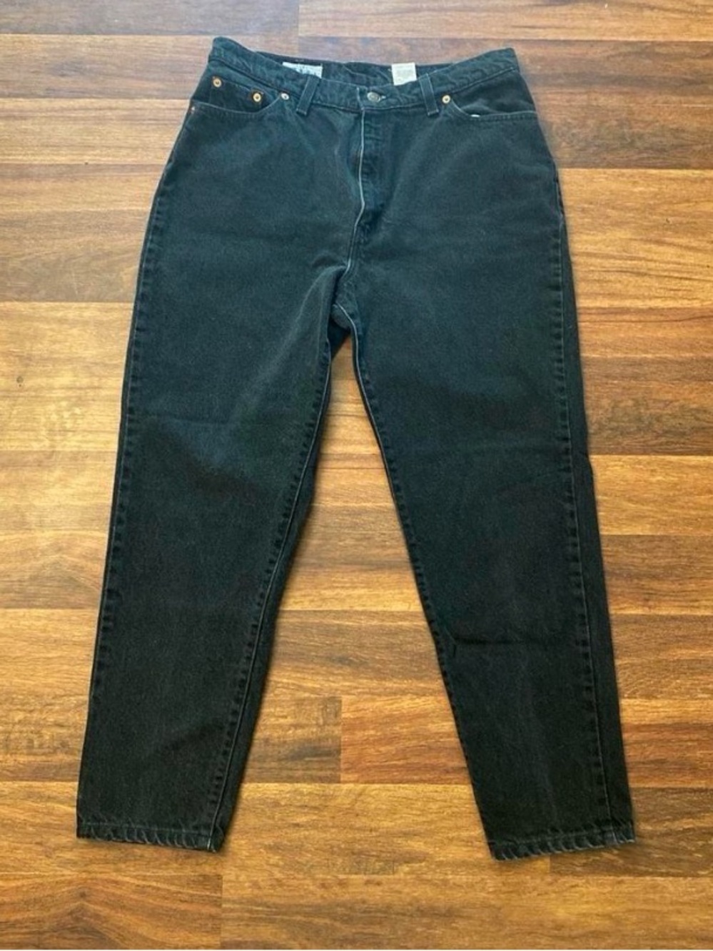 Women’s vintage black Levi’s from 1994